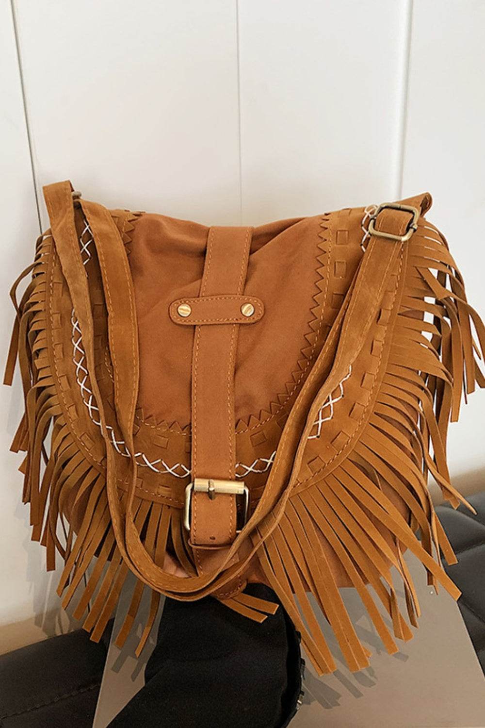 Western Feelings Fringe Shoulder Bag