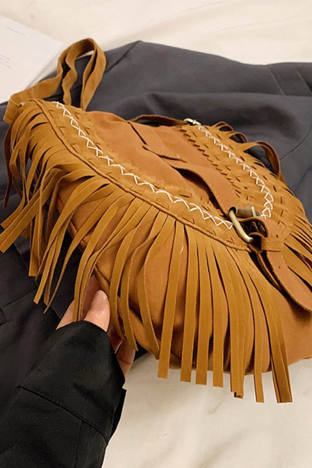 Western Feelings Fringe Shoulder Bag