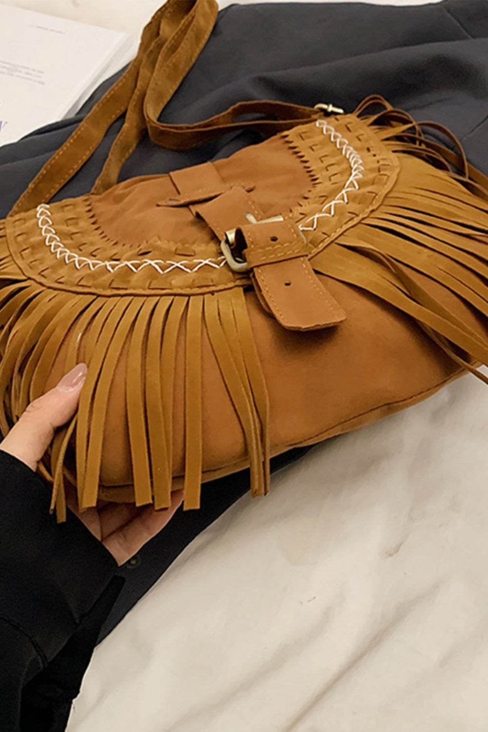 Western Feelings Fringe Shoulder Bag